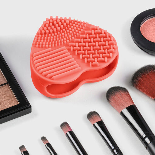 Heart Makeup Brush Cleaning Pad